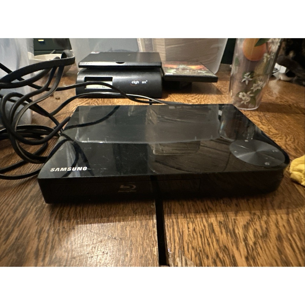 Samsung BD-H5100 Blu-Ray Player - Built-in Wi-Fi - TESTED